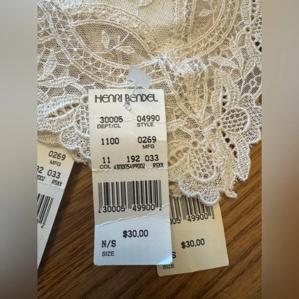 henri bendel it’s all